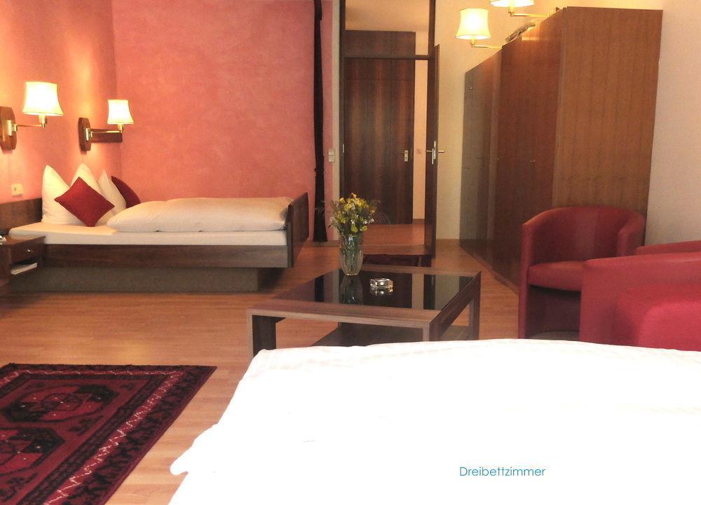 Hotel Valsana Am Kurpark Bad Wildbad Exterior photo